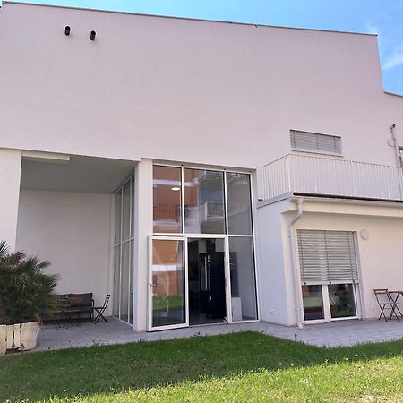 Grazora Living Apartments Buitenkant foto